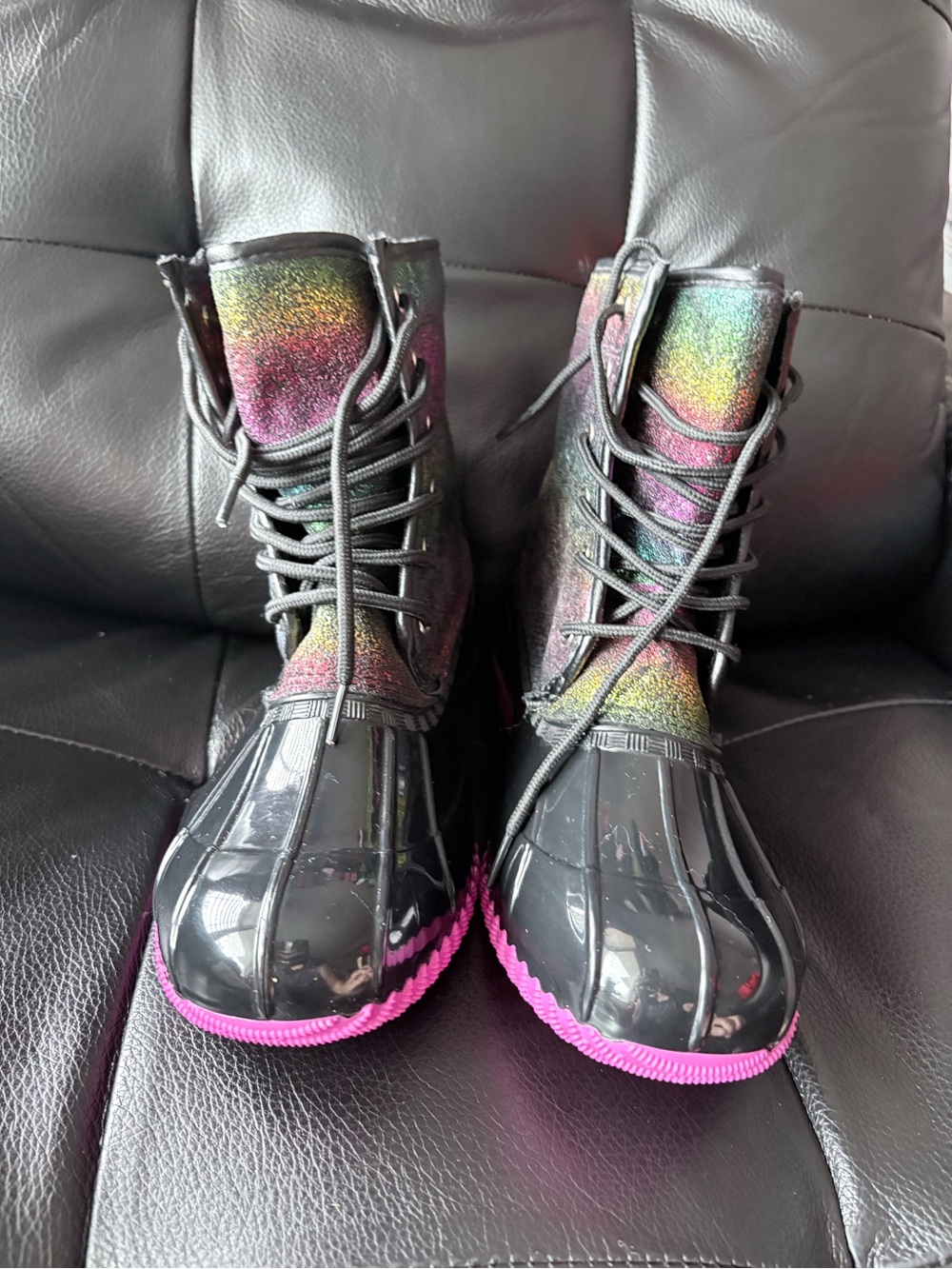 Womens Black Iridescent Glitter Lace-Up Duck Boots with Pink Soles